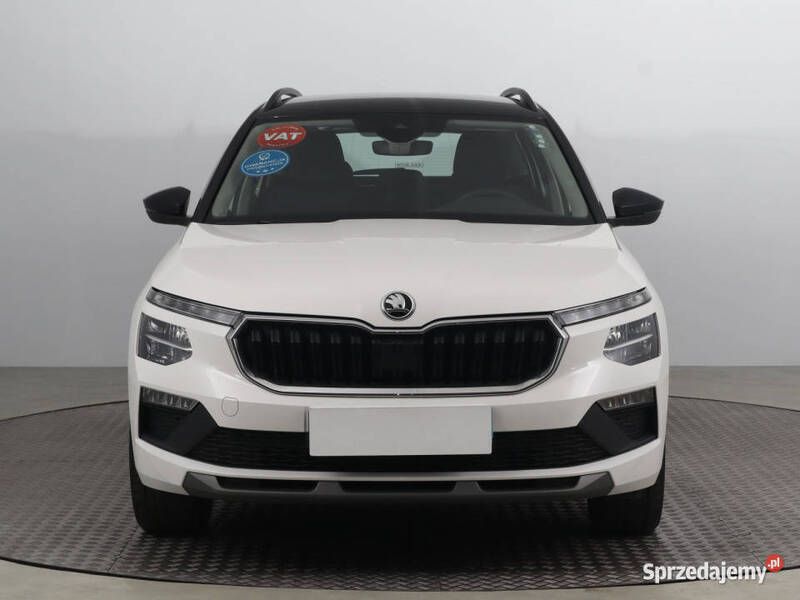 Biały Używany 2024 Skoda Kamiq SUV | 96 999 zł (Uczciwa cena) - Obraz 1/4