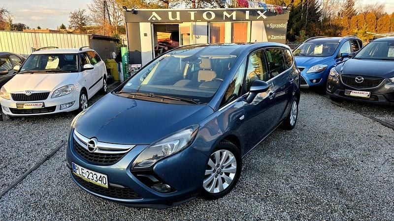 Używany Opel Zafira Cosmo 165 KM (121 kW) 2012 Niebieski Minivan