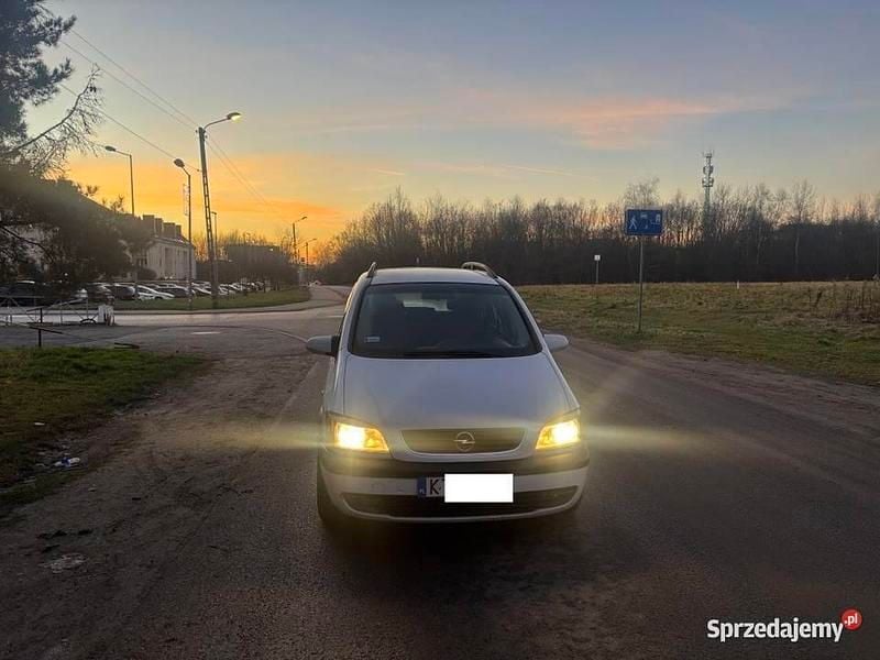 Używany Opel Zafira 2000 Minivan