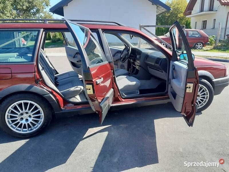 Używany VW Passat 1993 Bordowy Kombi
