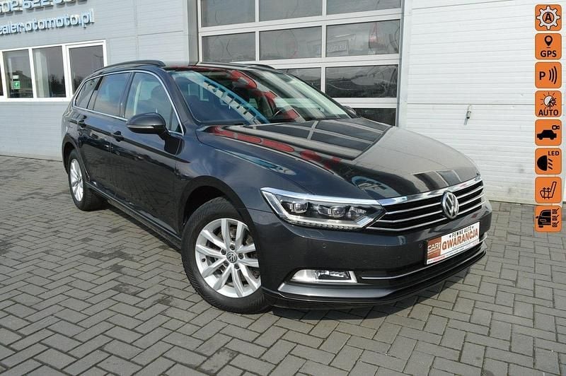 Szary Używany 2018 VW Passat Kombi | 51 900 zł (Uczciwa cena) - Obraz 1/4