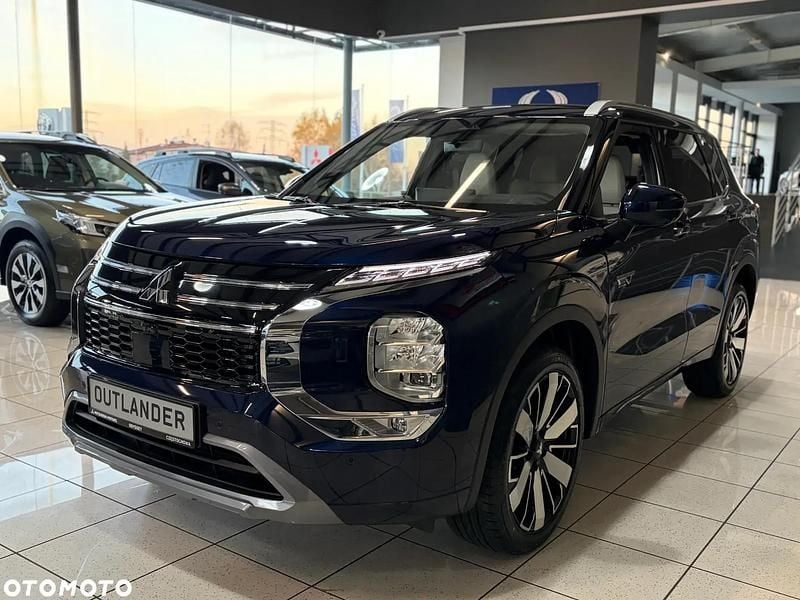 Nowe Mitsubishi Outlander P-HEV 2025 Niebieski SUV