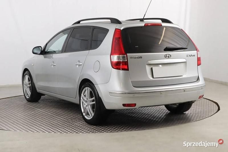 Używany Hyundai i30 2008 Srebrny Kombi