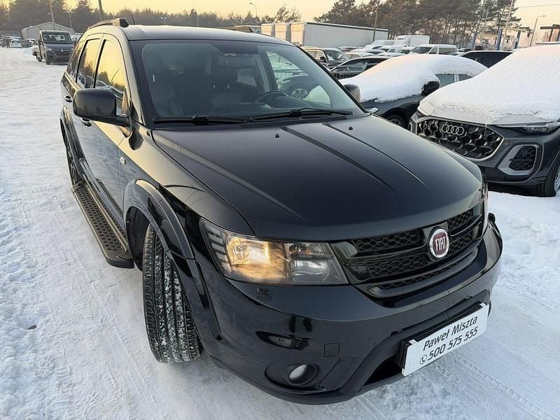 Używany Fiat Freemont 170 KM (125 kW) 2014 Czarny (metalik) SUV