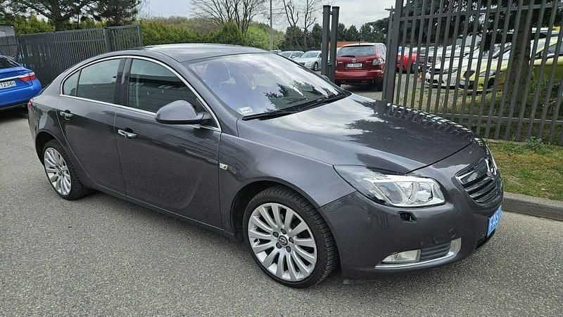 Szary Używany 2011 Opel Insignia Sedan/Limuzyna | 4000 zł - Obraz 1/4