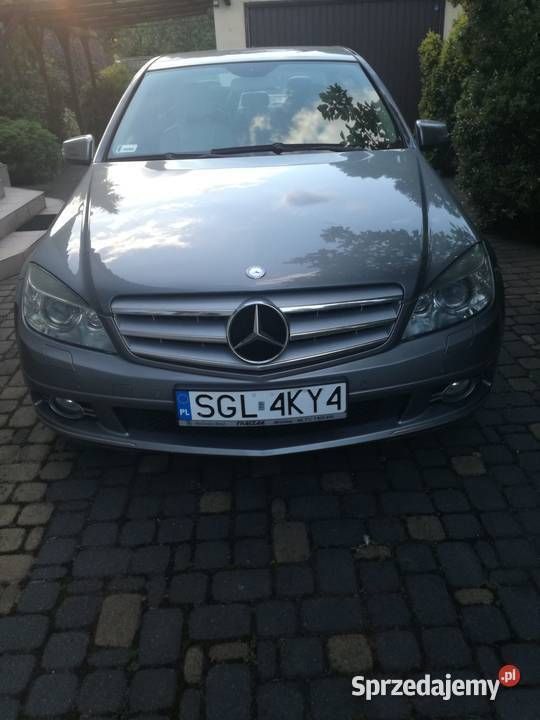 Srebrny Używany 2009 Mercedes C180 Sedan/Limuzyna | 36 500 zł (Drogi) - Obraz 1/4
