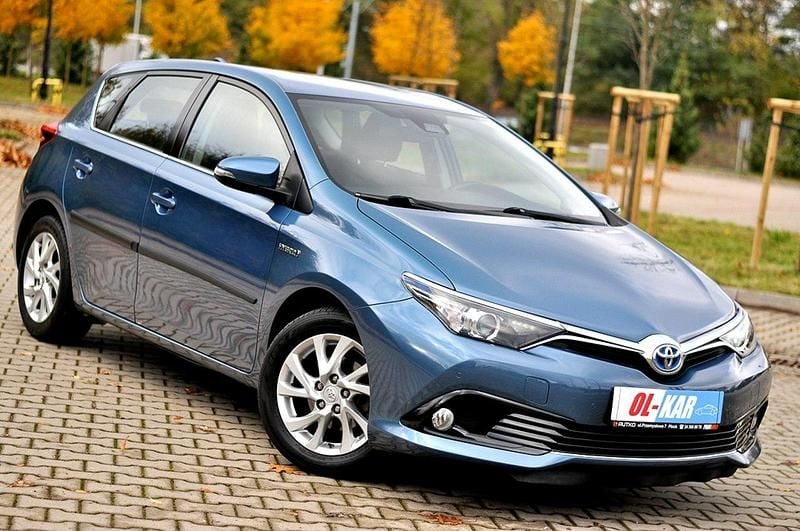 Niebieski (metalik) Używany 2018 Toyota Auris Hybrid Hatchback | 54 900 zł (Uczciwa cena) - Obraz 1/4