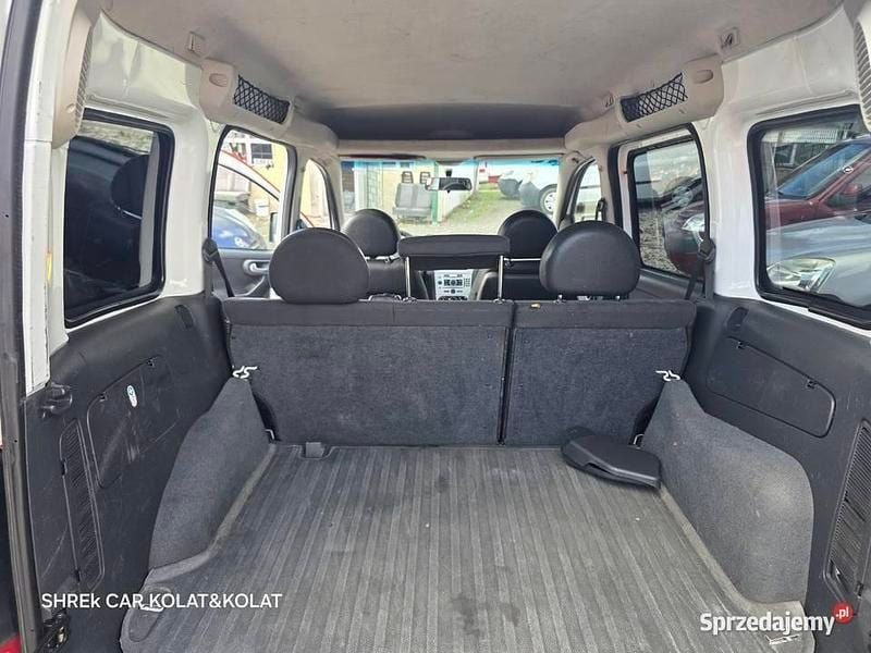 Używany Opel Combo 101 KM (74 kW) 2009 Minivan