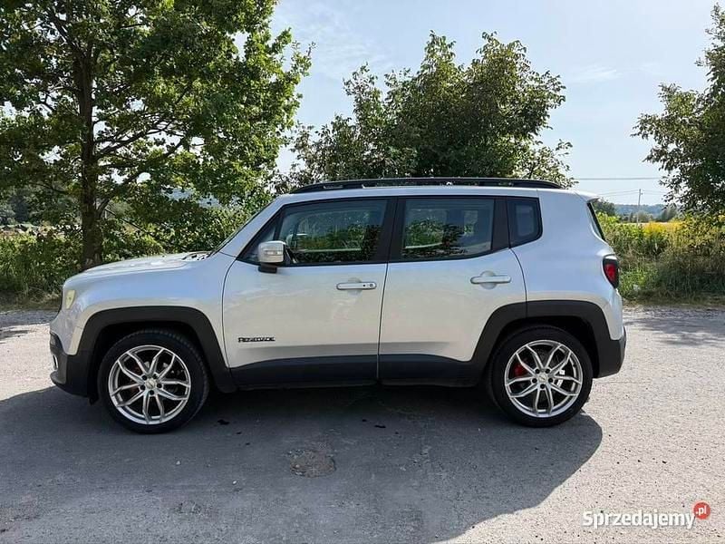 Używany Jeep Renegade 140 KM (102 kW) 2015 Srebrny SUV