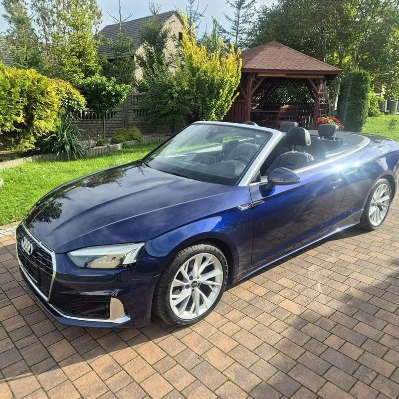 Fioletowy Używany 2022 Audi A5 Cabriolet Kabriolet | 149 900 zł - Obraz 1/4