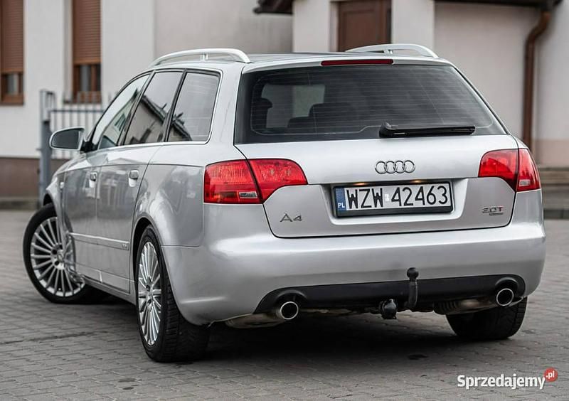 Srebrny Używany 2005 Audi A4 S-Line Kombi | 18 700 zł (Uczciwa cena) - Obraz 1/4