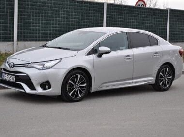 Srebrny Używany 2018 Toyota Avensis Premium Sedan/Limuzyna | 59 900 zł (Dość drogi) - Obraz 1/4