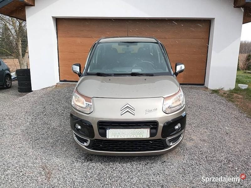 Używany Citroën C3 120 KM (88 kW) 2010 Beżowy Minivan