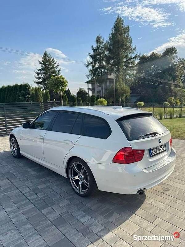 Używany BMW 320 2010
