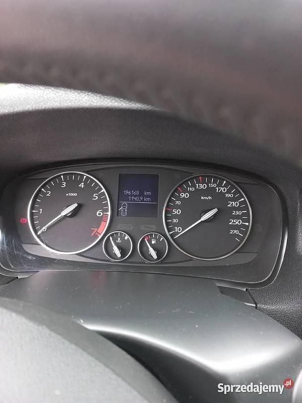 Używany Renault Laguna III 140 KM (102 kW) 2010