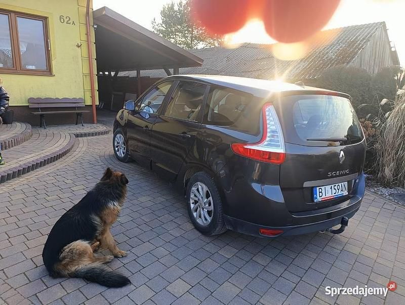 Używany 2011 Renault Grand Scénic III Minivan | 9500 zł (Uczciwa cena) - Obraz 1/4