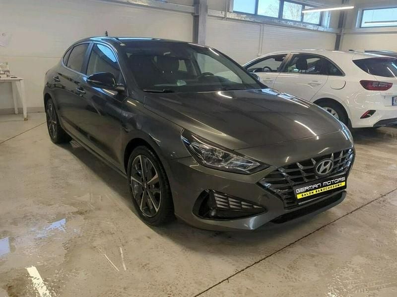 Używany Hyundai i30 2023 Szary Hatchback