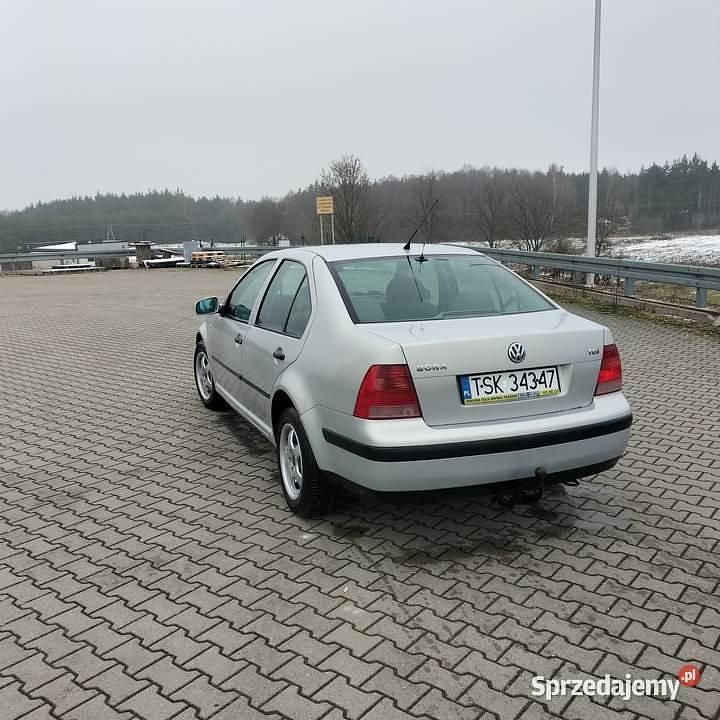 Używany VW Bora 1999 Srebrny Sedan/Limuzyna