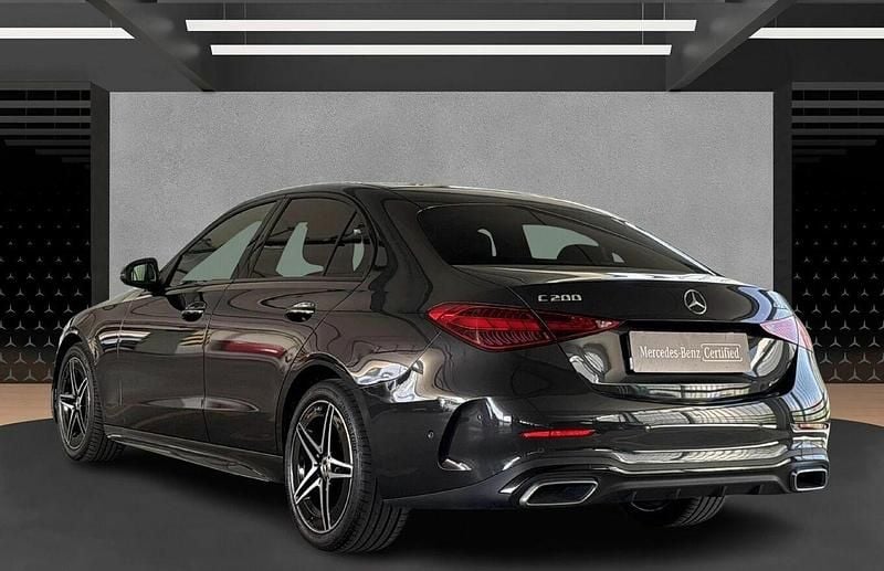 Inny kolor Używany 2024 Mercedes C200 Sedan/Limuzyna | 219 000 zł - Obraz 1/4