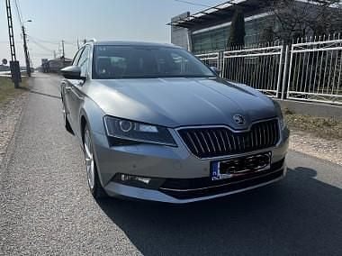 Używany 2015 Skoda Superb Kombi | 46 900 zł (Uczciwa cena) - Obraz 1/4