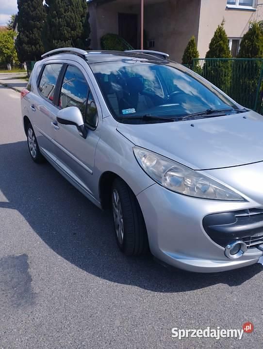 Używany 2009 Peugeot 207 Kombi | 9700 zł (Uczciwa cena) - Obraz 1/4
