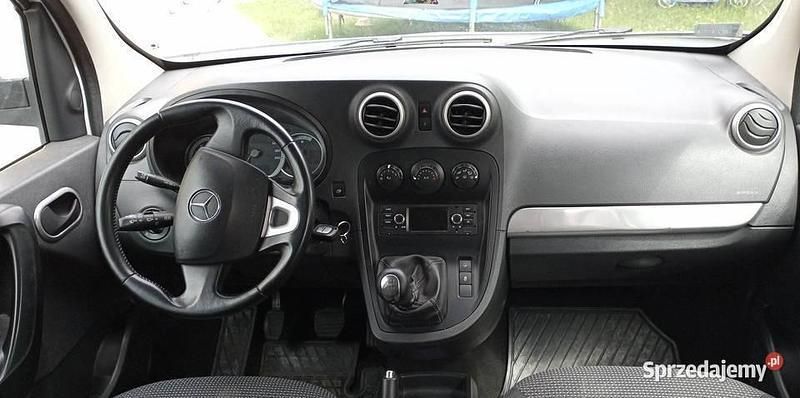 Używany Mercedes Citan 111 110 KM (80 kW) 2017 Biały Sedan/Limuzyna