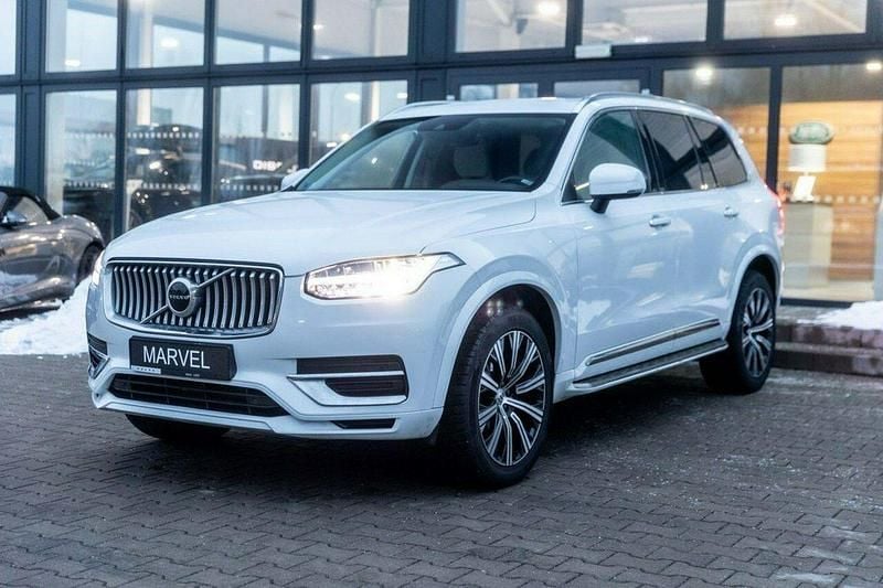 Używany Volvo XC90 Inscription 235 KM (172 kW) 2021 Biały SUV