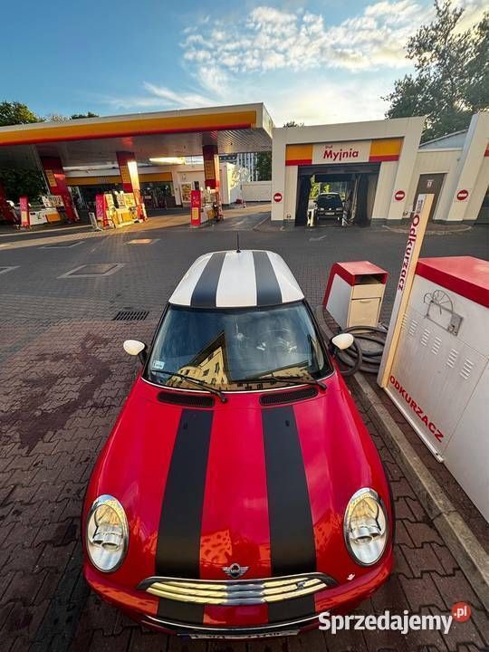 Czerwony Używany 2006 Mini Cooper Hatchback | 8000 zł (Uczciwa cena) - Obraz 1/4