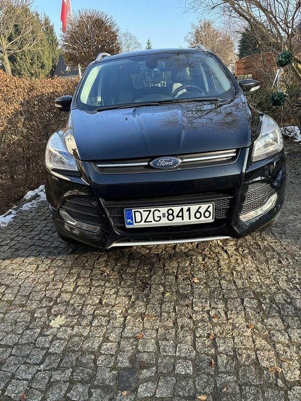 Używany Ford Kuga 2016 Czarny SUV