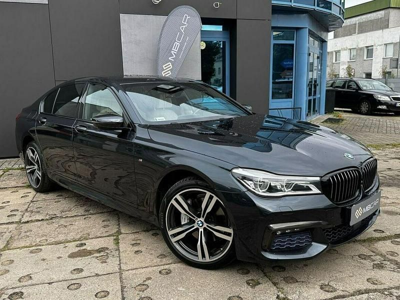 Używany BMW 740 2017 Szary Sedan/Limuzyna