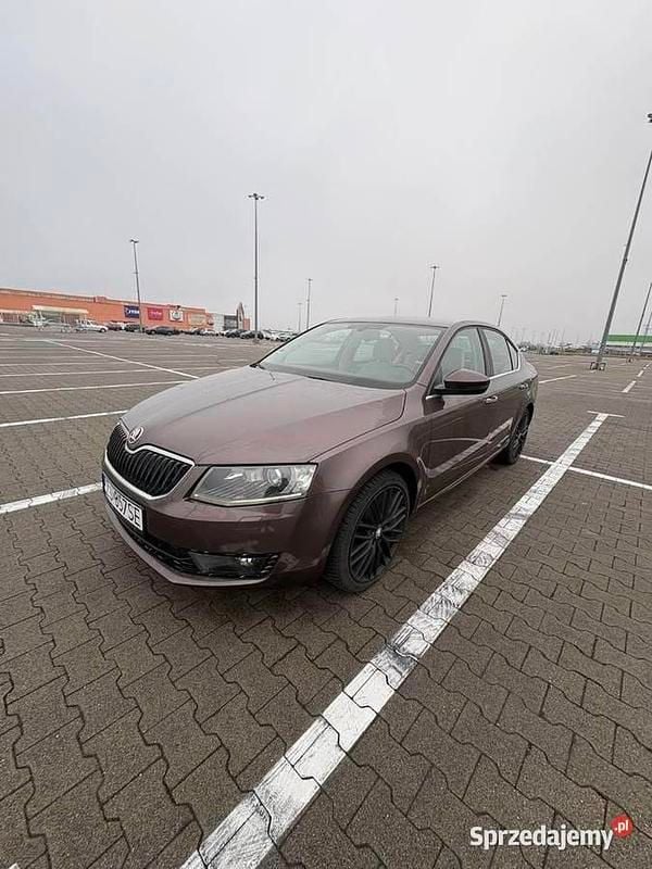 Brązowy Używany 2014 Skoda Octavia Sedan/Limuzyna | 34 990 zł (Uczciwa cena) - Obraz 1/4