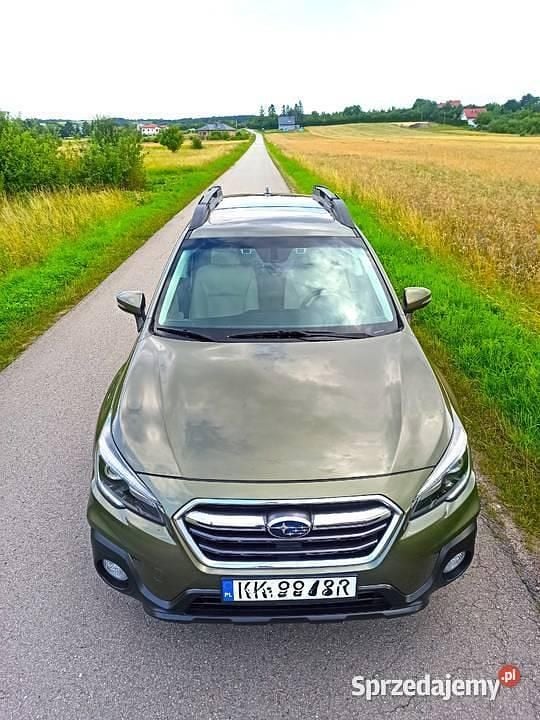 Zielony Używany 2018 Subaru Outback SUV | 98 800 zł - Obraz 1/4