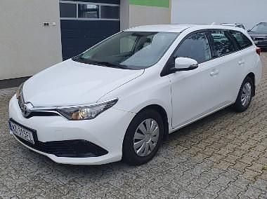 Biały Używany 2016 Toyota Auris Active Kombi | 27 500 zł (Super Cena) - Obraz 1/4