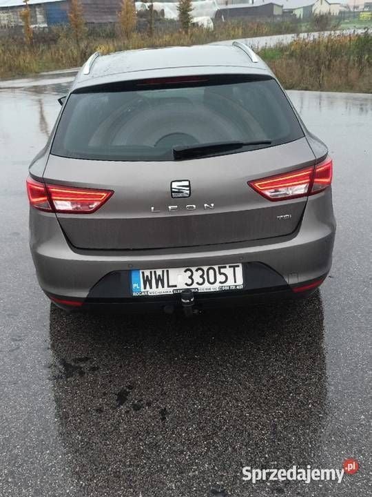 Używany Seat Leon 150 KM (110 kW) 2015 Grafitowy Sedan/Limuzyna