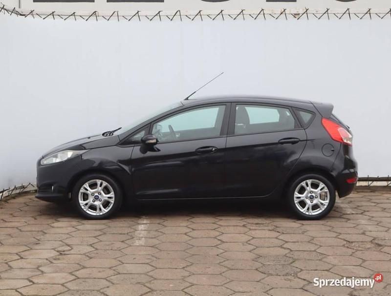 Używany Ford Fiesta 2014 Czarny Hatchback