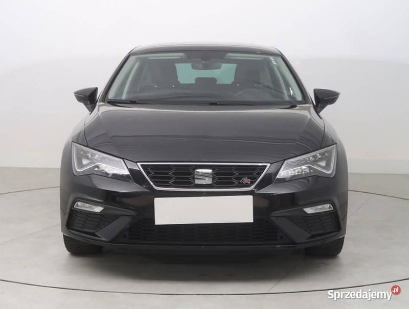 Czarny Używany 2017 Seat Leon Hatchback | 56 999 zł (Uczciwa cena) - Obraz 1/4