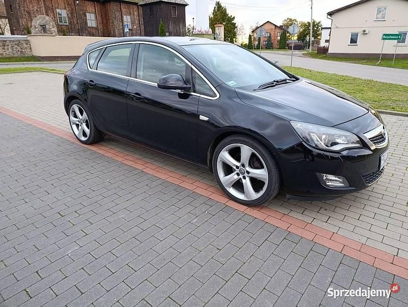 Używany Opel Astra 2010
