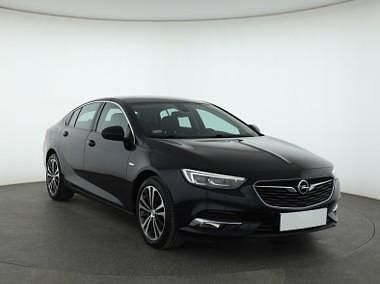Używany Opel Insignia 165 KM (121 kW) 2019 Niebieski Hatchback