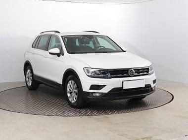 Biały Używany 2020 VW Tiguan SUV | 93 999 zł (Uczciwa cena) - Obraz 1/4