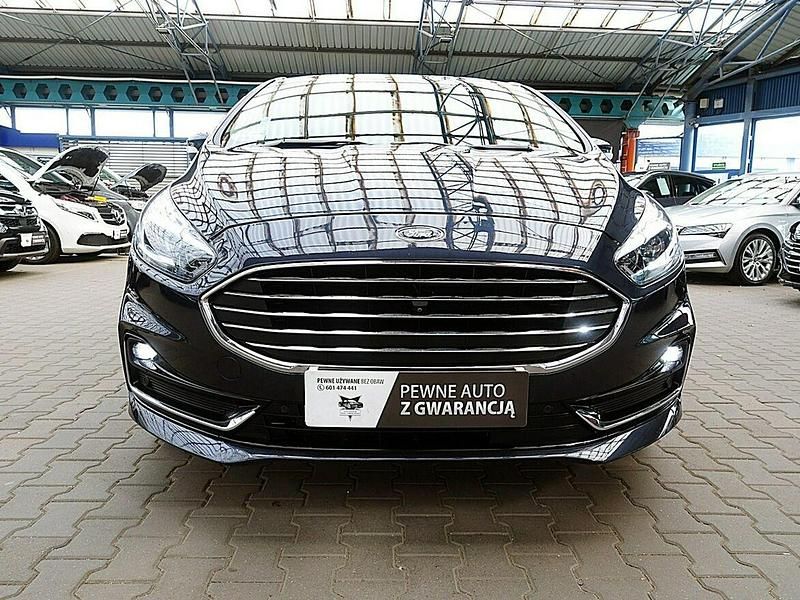 Używany Ford S-MAX S 2021 Czarny Minivan