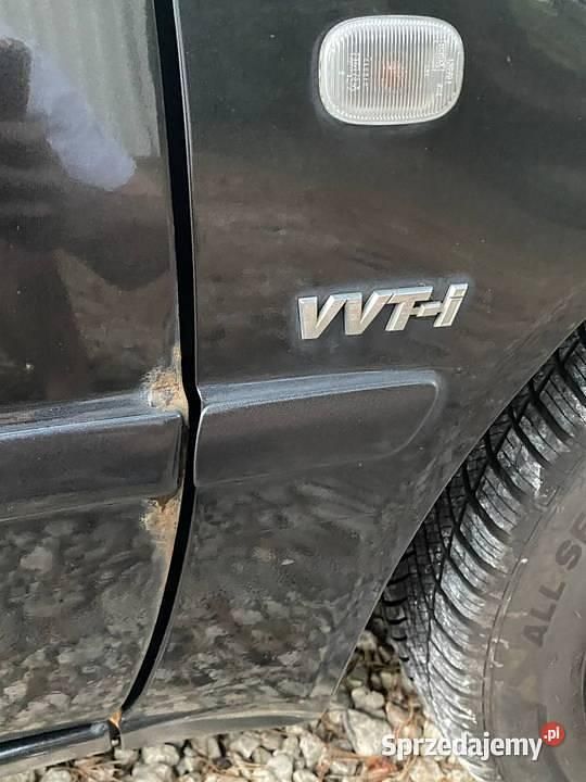 Używany Toyota Corolla 2001 Czarny Hatchback