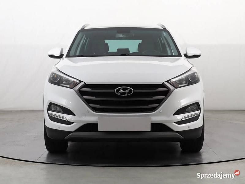 Biały Używany 2018 Hyundai Tucson SUV | 64 999 zł (Dobra cena) - Obraz 1/4