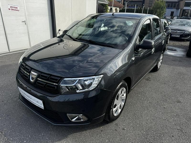 Grafitowy Używany 2018 Dacia Sandero Hatchback | 24 500 zł (Uczciwa cena) - Obraz 1/4