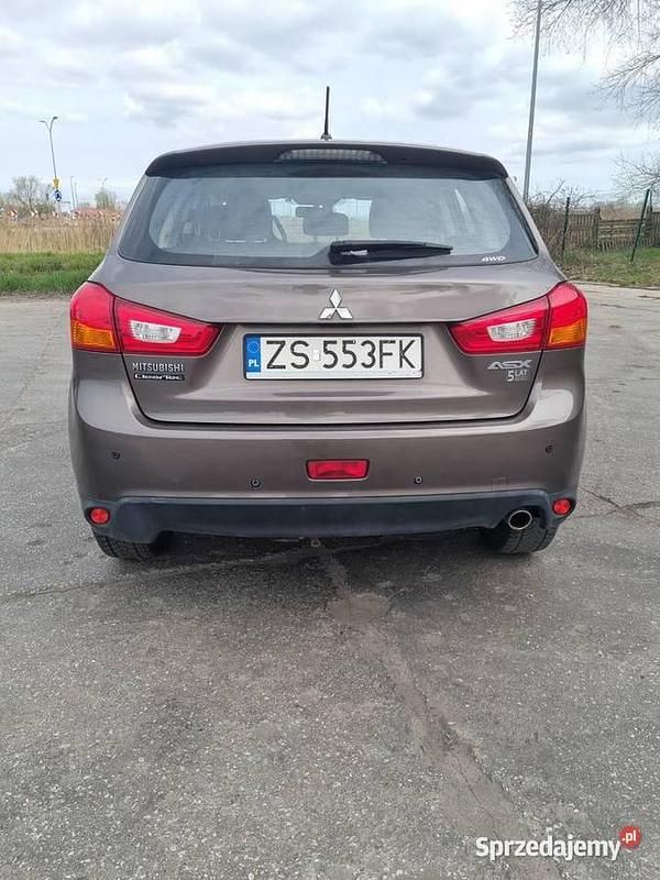 Używany 2015 Mitsubishi ASX Invite SUV | 41 000 zł - Obraz 1/4