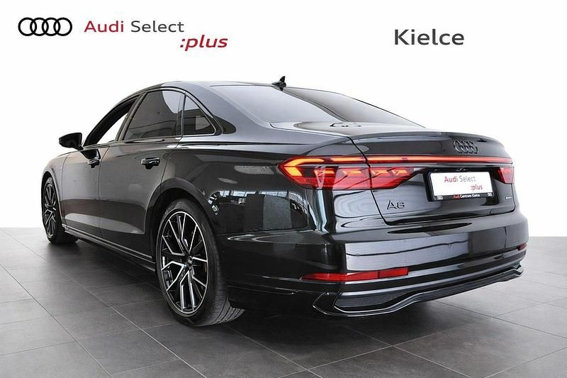 Używany Audi A8 Ambiente 286 KM (210 kW) 2023 Czarny Sedan/Limuzyna