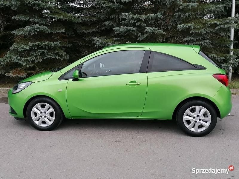 Używany Opel Corsa 2015 Zielony Hatchback