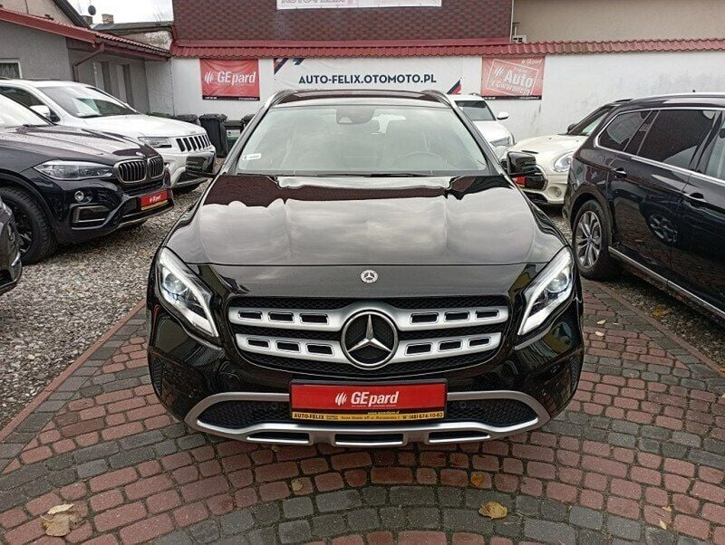 Używany Mercedes GLA200 156 KM (114 kW) 2017 Czarny (metalik) SUV