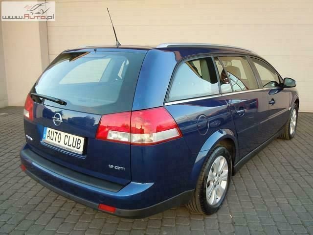 Używany Opel Vectra 150 KM (110 kW) 2007 Niebieski Sedan/Limuzyna