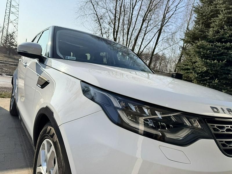 Używany Land Rover Discovery 5 241 KM (177 kW) 2018 Biały SUV
