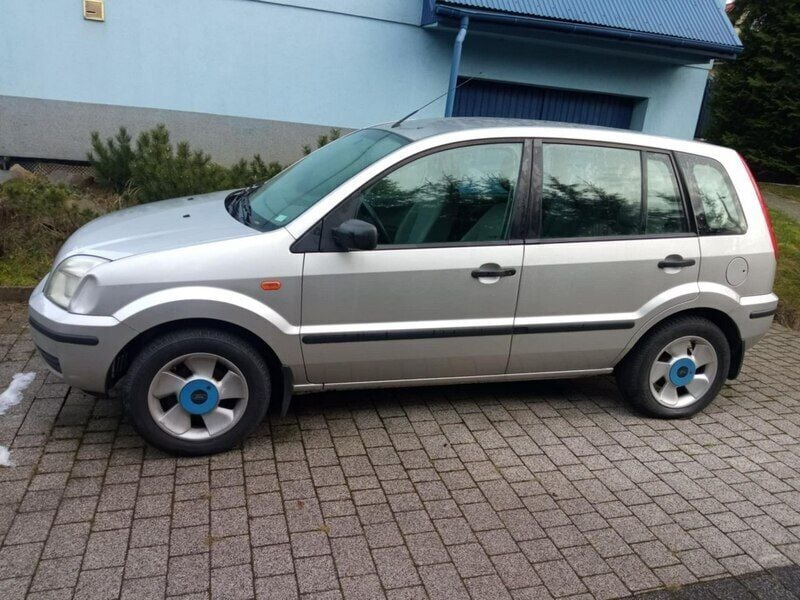 Srebrny Używany 2005 Ford Fusion Hatchback | 7900 zł (Uczciwa cena) - Obraz 1/4